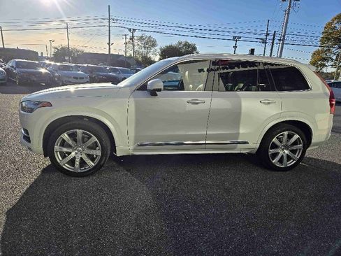 Used 2018 Volvo XC90 T6 Inscription w/ Protection Package image 6