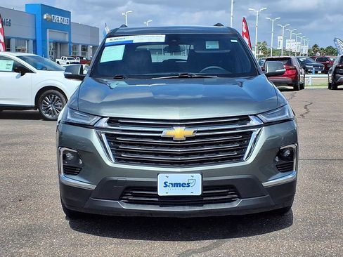 Used 2023 Chevrolet Traverse LT FWD image 3