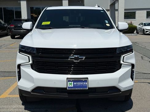 Used 2024 Chevrolet Suburban RST w/ Luxury Package AWD/4WD image 9
