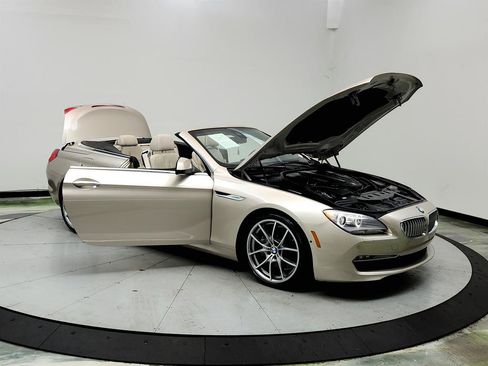 Used 2013 BMW 650i Convertible w/ Executive Pkg RWD image 10