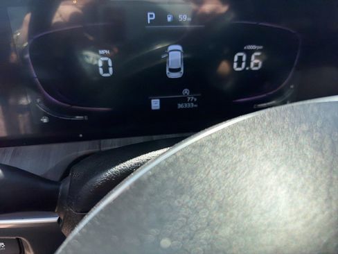 Certified 2024 Kia Telluride EX w/ EX Captain's Chair Package image 2