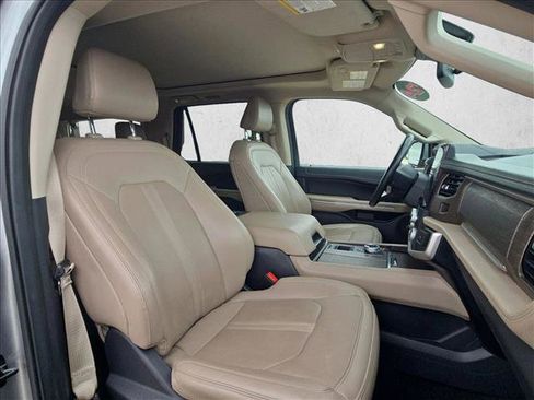 Used 2024 Ford Expedition Max Limited RWD image 22