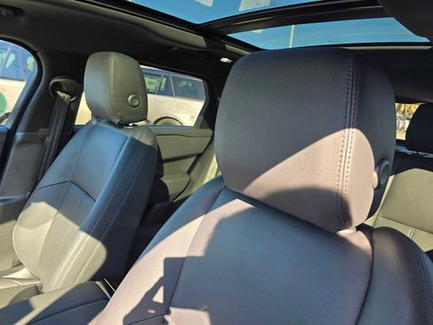 Used 2025 Land Rover Range Rover Velar Dynamic SE image 25