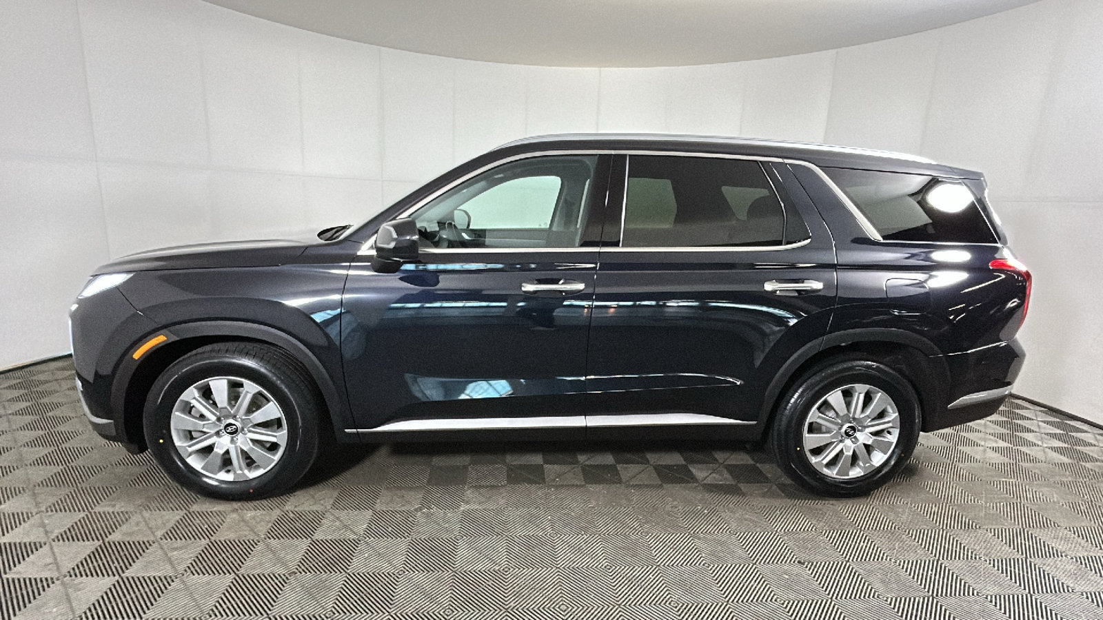 Used 2025 Hyundai Palisade SEL AWD/4WD image 6