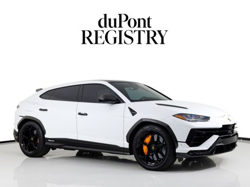 Used 2024 Lamborghini Urus Performante AWD/4WD image 1