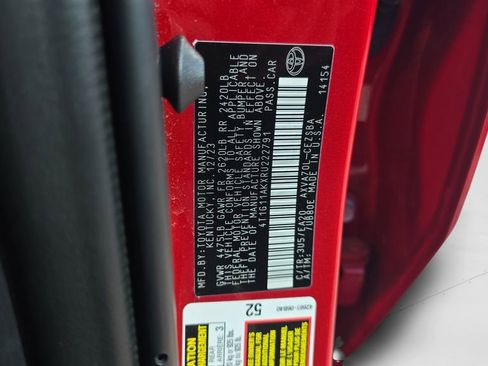 Used 2024 Toyota Camry SE image 29