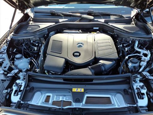 New 2026 Mercedes-Benz GLC 300 4MATIC image 10