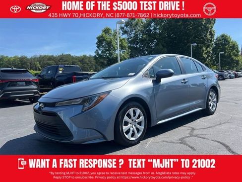 Used 2024 Toyota Corolla LE FWD image 1