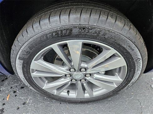 Certified 2025 Cadillac XT6 Premium Luxury image 14