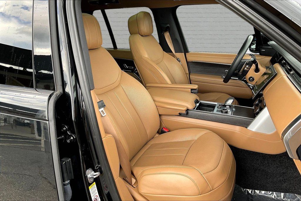 Used 2023 Land Rover Range Rover SE AWD/4WD image 27