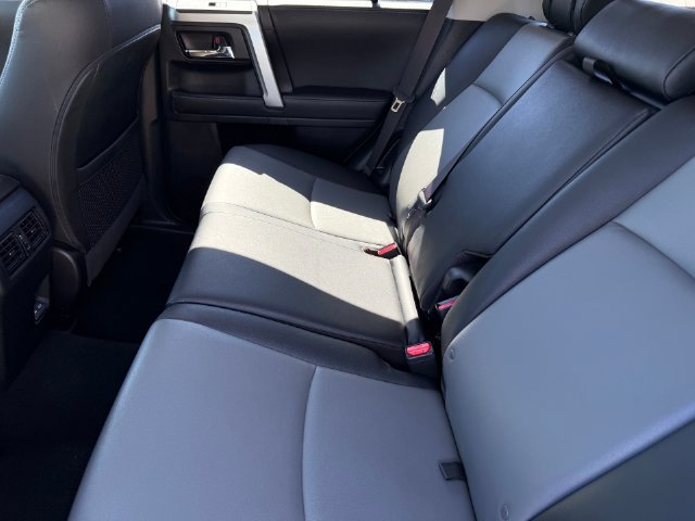 Used 2023 Toyota 4Runner SR5 Premium w/ Moonroof Package AWD/4WD image 25