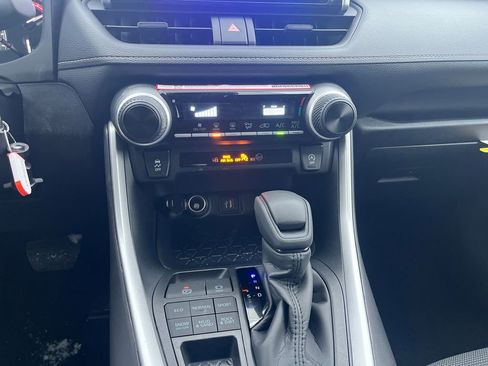 New 2025 Toyota RAV4 LE image 18