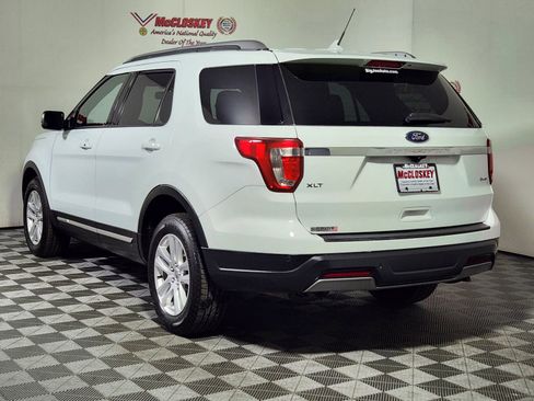 Used 2019 Ford Explorer XLT w/ Equipment Group 201A image 5