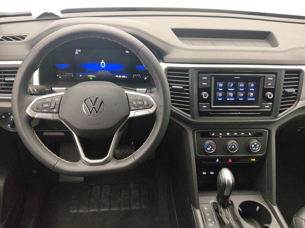 Used 2023 Volkswagen Atlas Cross Sport SE FWD image 22
