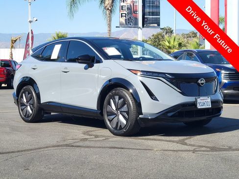 Used 2025 Nissan Ariya FWD image 35