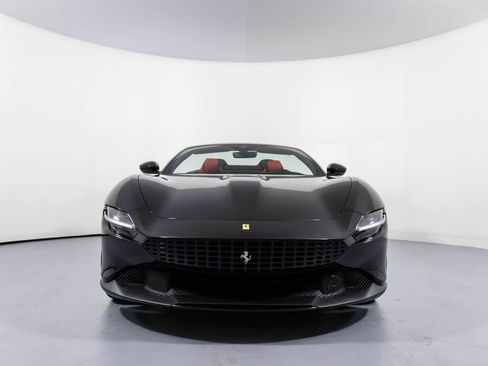 Certified 2025 Ferrari Roma Spider RWD image 11