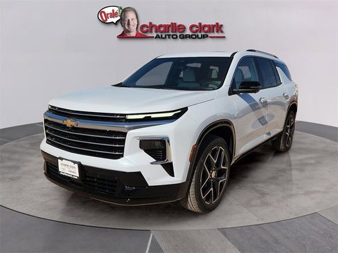 New 2026 Chevrolet Traverse High Country image 1