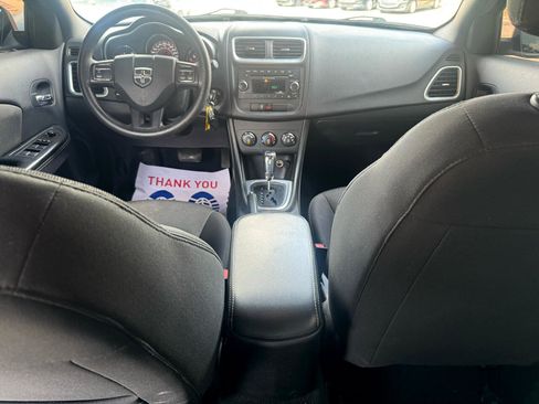 Used 2013 Dodge Avenger SE image 10