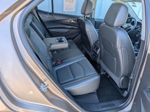 Used 2018 Chevrolet Equinox Premier image 30