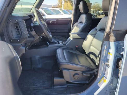 Certified 2025 Ford Bronco Badlands AWD/4WD image 12