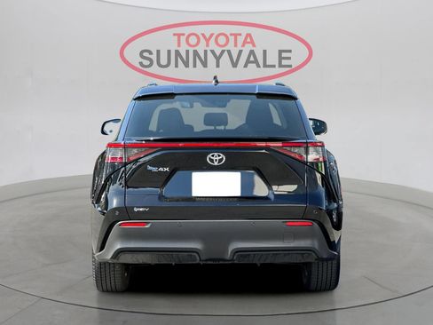 Used 2025 Toyota bZ4X FWD image 8