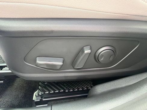 Used 2026 Hyundai Tucson Limited AWD/4WD image 30