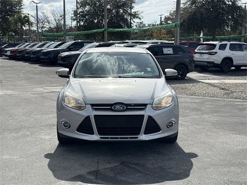 Used 2014 Ford Focus SE w/ Equipment Group 201A image 4