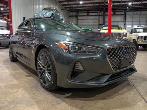 Used 2019 Genesis G70 3.3T Design AWD/4WD image 12