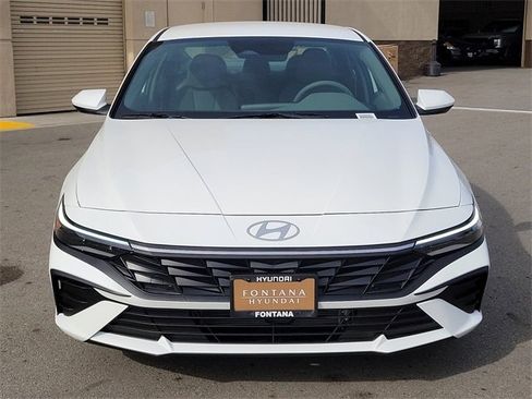 New 2026 Hyundai Elantra Blue image 24