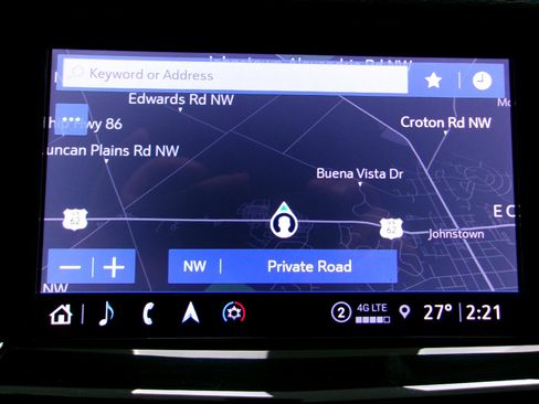 Used 2023 Cadillac XT6 Sport w/ LPO, ONYX Package image 6