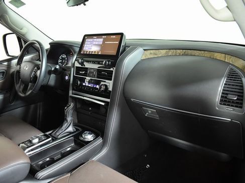 Used 2023 INFINITI QX80 Premium Select w/ All-Season Package image 42