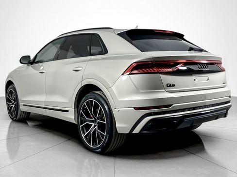 Used 2023 Audi Q8 Premium Plus w/ Premium Plus Package AWD/4WD image 3
