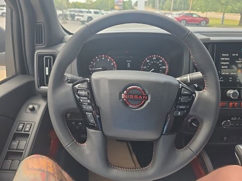 New 2025 Nissan Frontier PRO-4X image 19