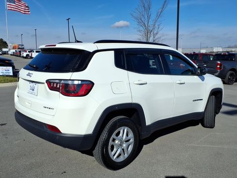Used 2018 Jeep Compass Sport w/ Tech Group image 3