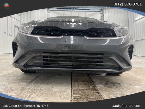Used 2024 Kia Forte LXS w/ LXS Technology Package FWD image 12