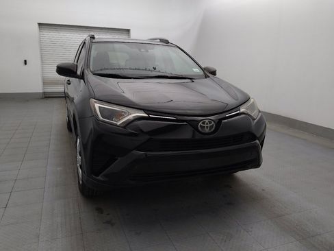 Used 2018 Toyota RAV4 LE image 14