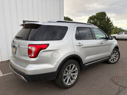 Used 2017 Ford Explorer Limited AWD/4WD image 3