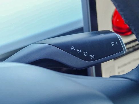 Used 2020 Tesla Model 3 Long Range image 16