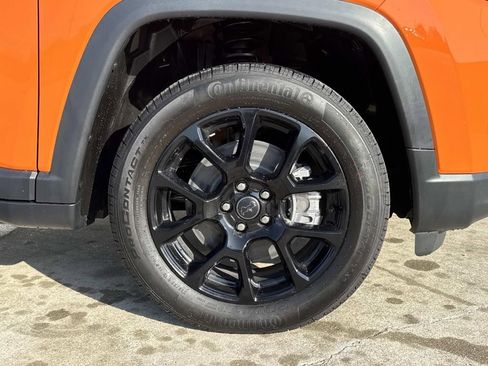 New 2026 Jeep Compass Latitude image 17