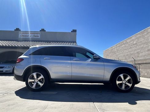 Used 2016 Mercedes-Benz GLC 300 4MATIC w/ Premium Package image 7