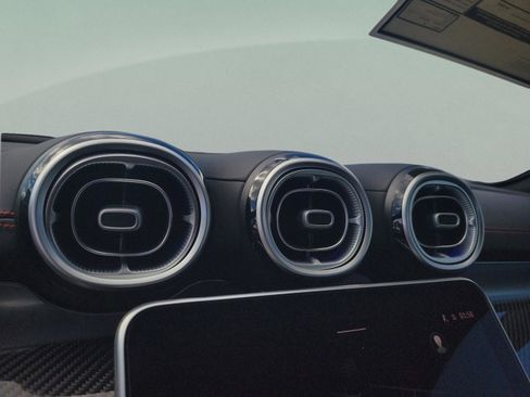 New 2026 Mercedes-Benz C 43 AMG 4MATIC Sedan image 30