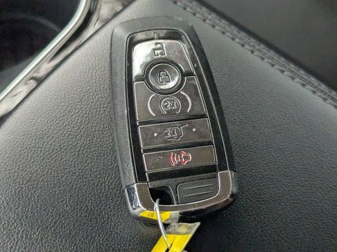 Certified 2021 Lincoln Nautilus Reserve w/ Equipment Group 201A image 31