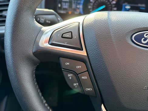 Certified 2024 Ford Edge SEL w/ Convenience Package image 18