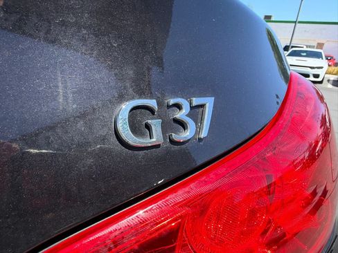 Used 2011 INFINITI G37 Sport RWD image 14