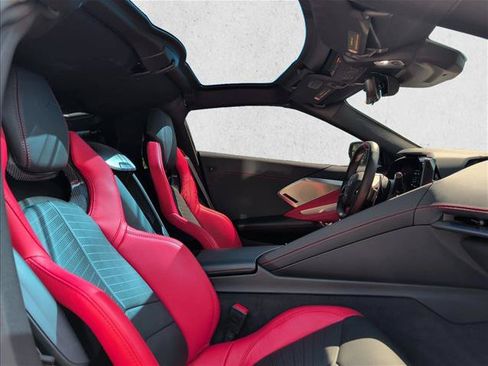 Used 2024 Chevrolet Corvette Z06 RWD image 19