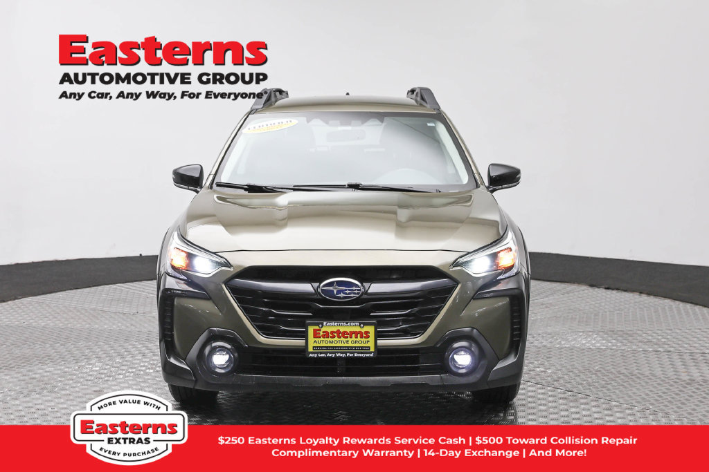 Used 2024 Subaru Outback Premium AWD/4WD image 3