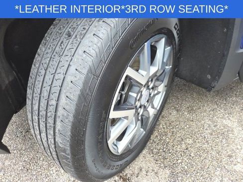Used 2023 GMC Acadia SLT w/ Preferred Package FWD image 30