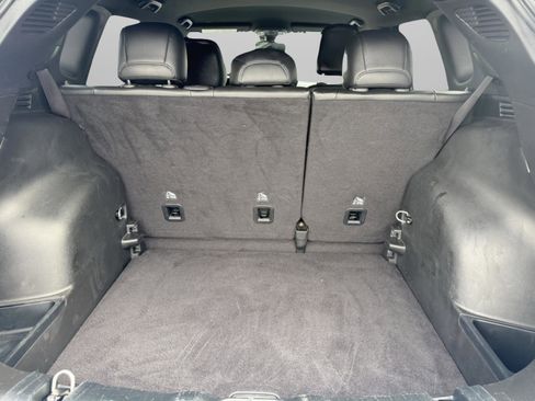 Used 2024 Jeep Compass Latitude image 29