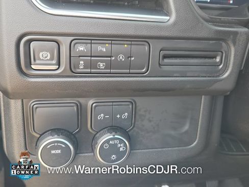 Used 2024 Chevrolet Tahoe RST w/ Luxury Package RWD image 29