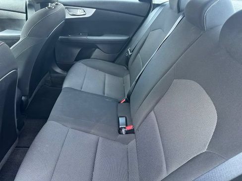 Used 2023 Kia Forte LXS w/ LXS Technology Package FWD image 9